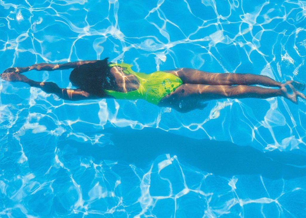 Survive a summer pregnancy swimming
